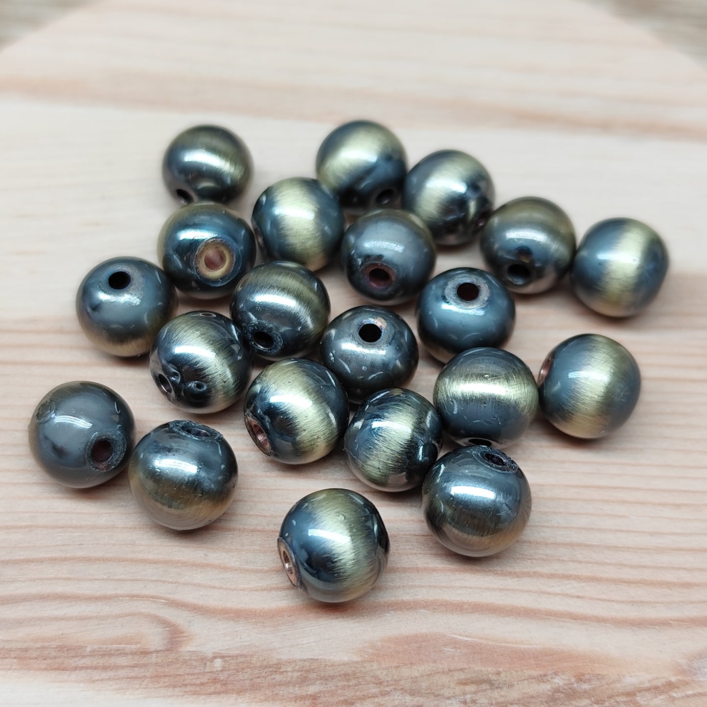 Hématite perles effet oeil de chat doré – 8 mm – lot de 20