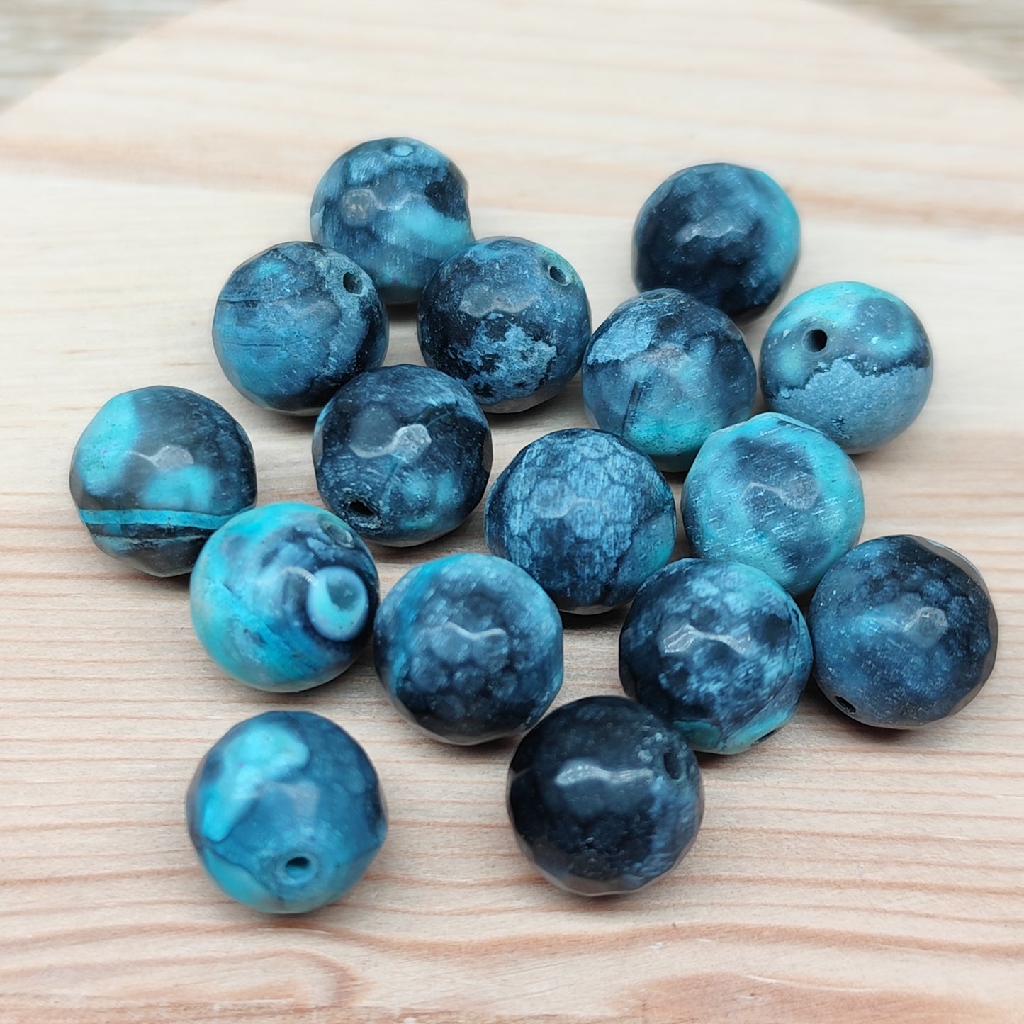 Agate facettée – perles naturelles teintées 10 mm – lot de 15