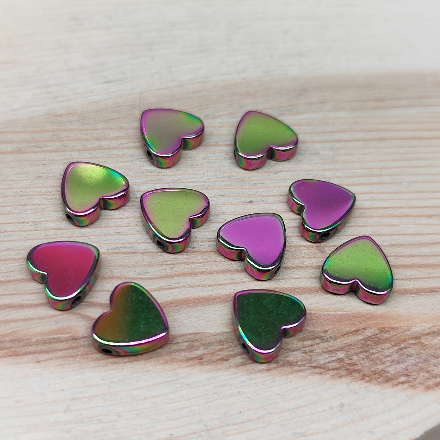 Hématite coeur rose vert – 8 mm – lot de 10