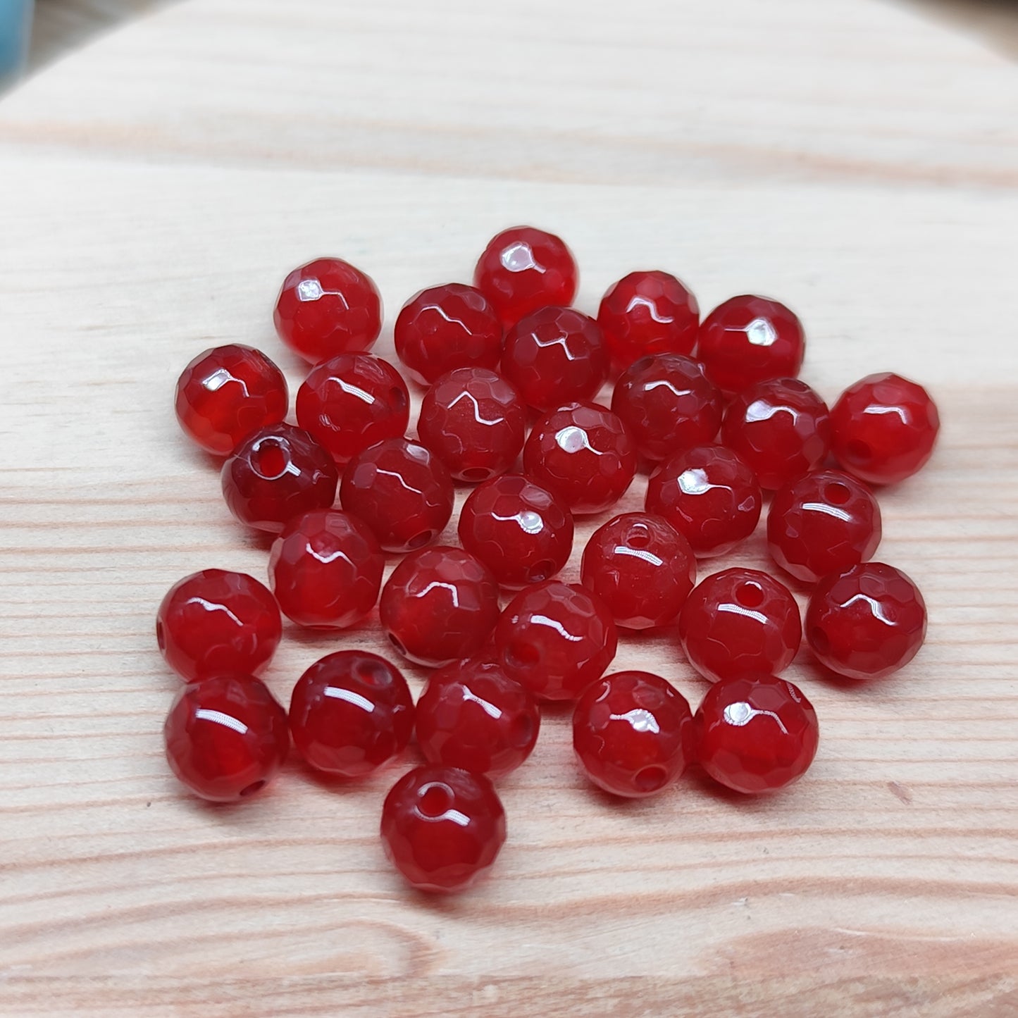 Agate rouge facettée – perles naturelles 6 mm – lot de 30