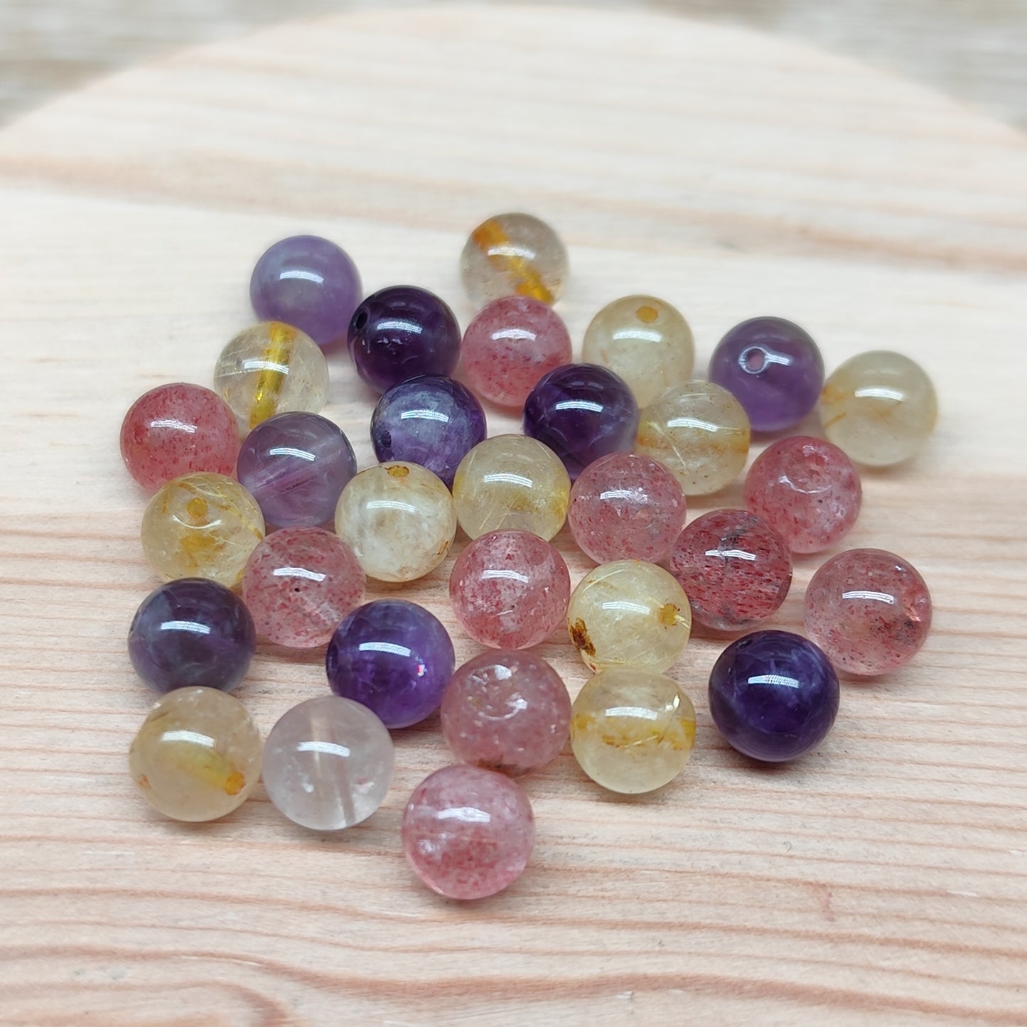 Quartz rutile doré, Améthyste, Quartz fraise – perles naturelles 6 mm – lot de 30