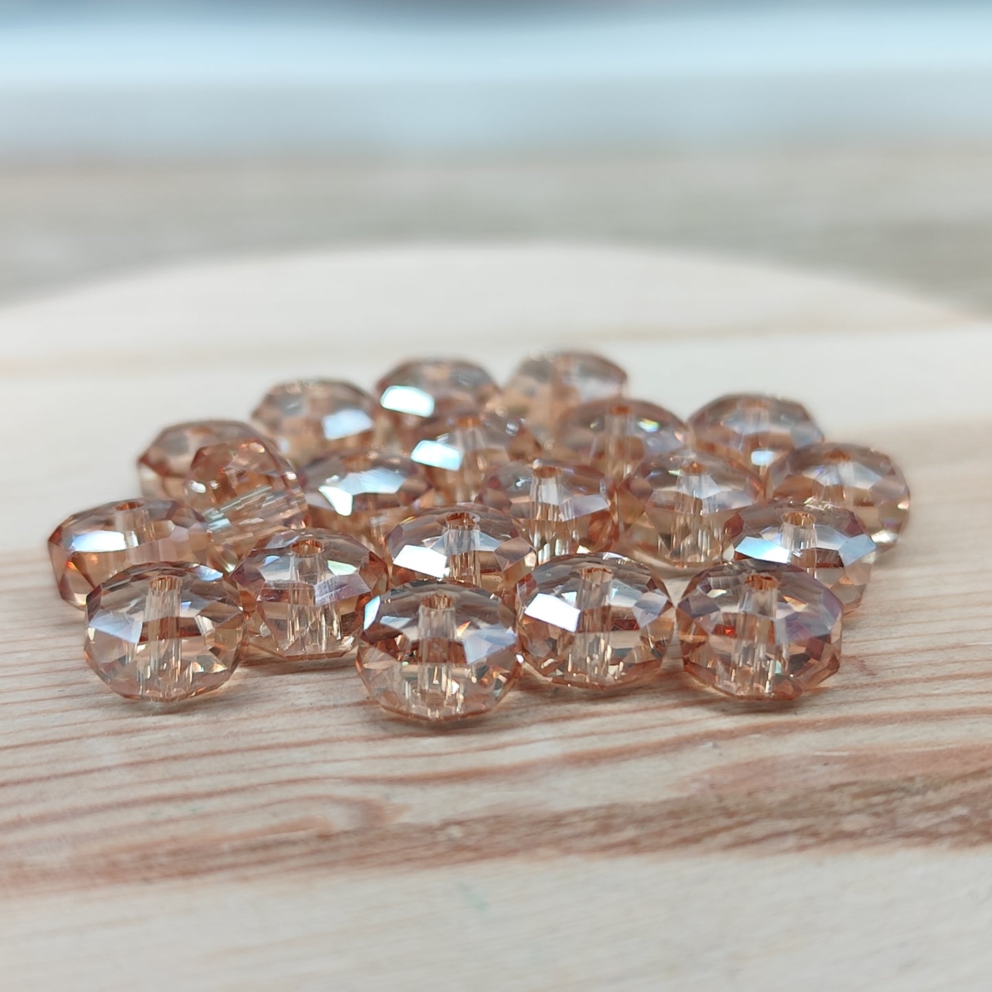 Perle plate verre facetté - 7,5 mm – lot de 20