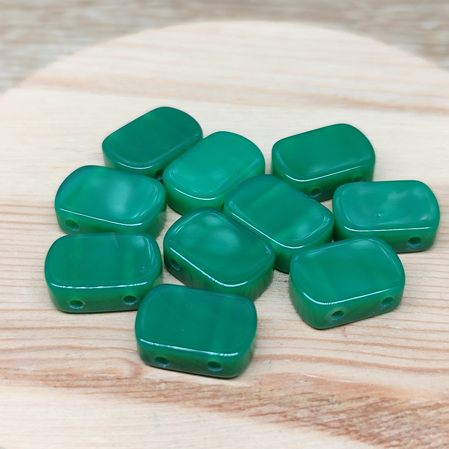 Agate verte Tila – perles naturelles teintées 15 mm – lot de 10