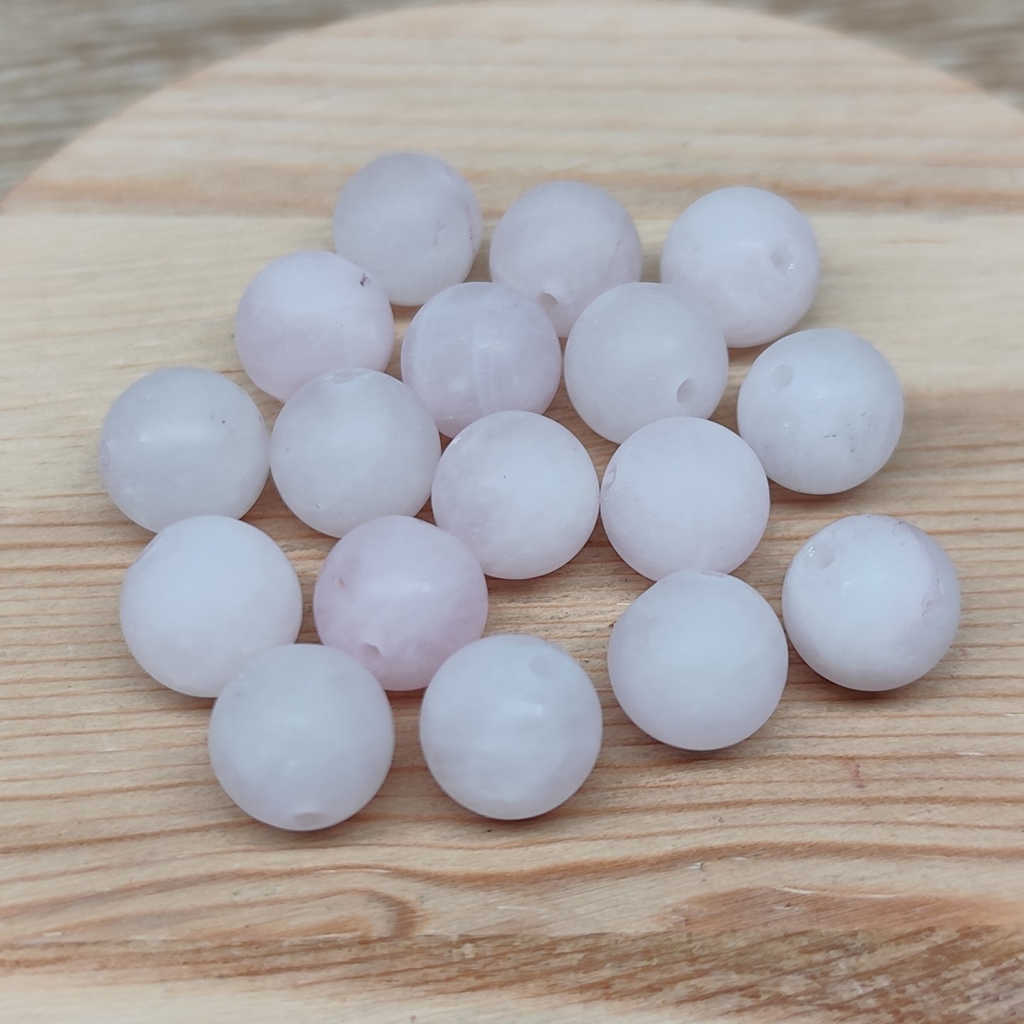 Quartz rose – perles naturelles 10 mm – lot de 15