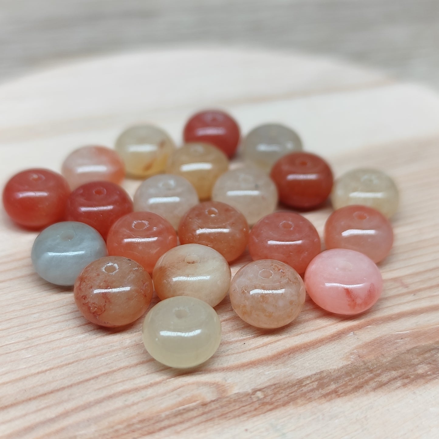 Jade soie dorée donut – perles naturelles 8 mm – lot de 20