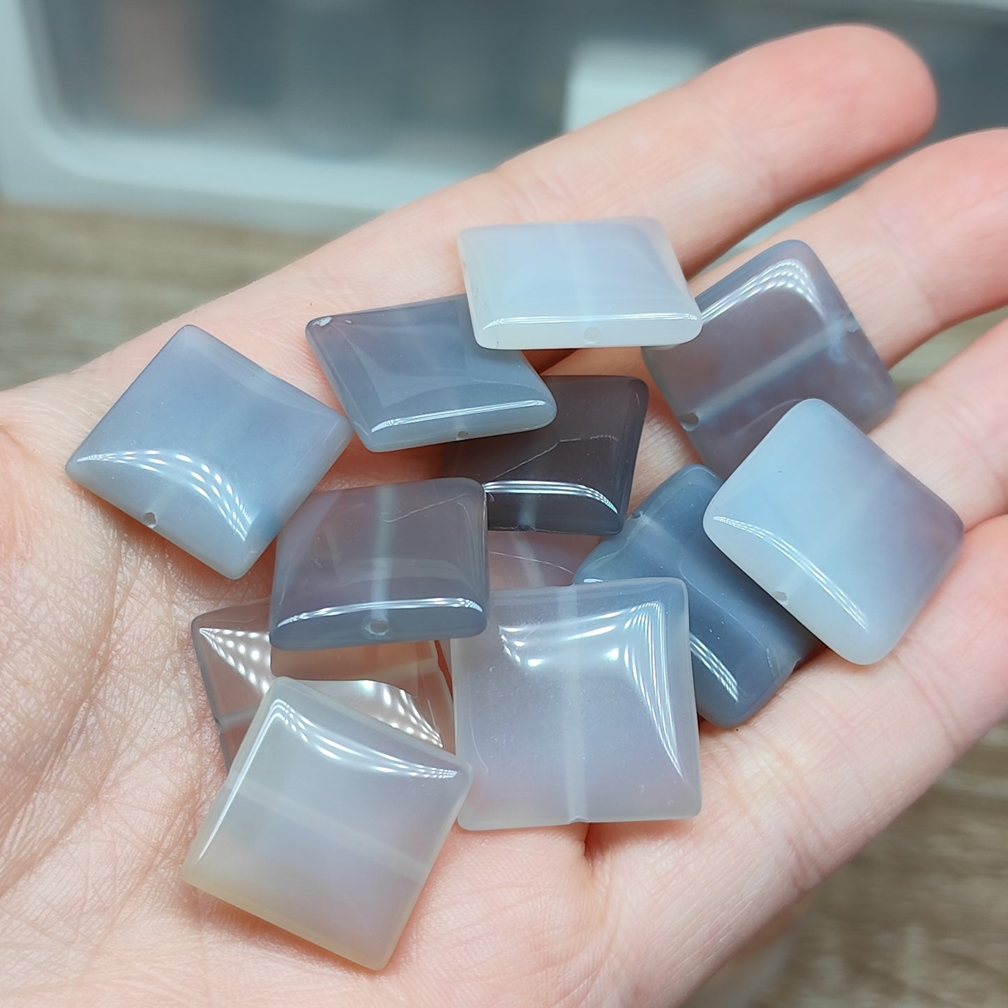 Agate grise – perles naturelles 18 mm – lot de 10