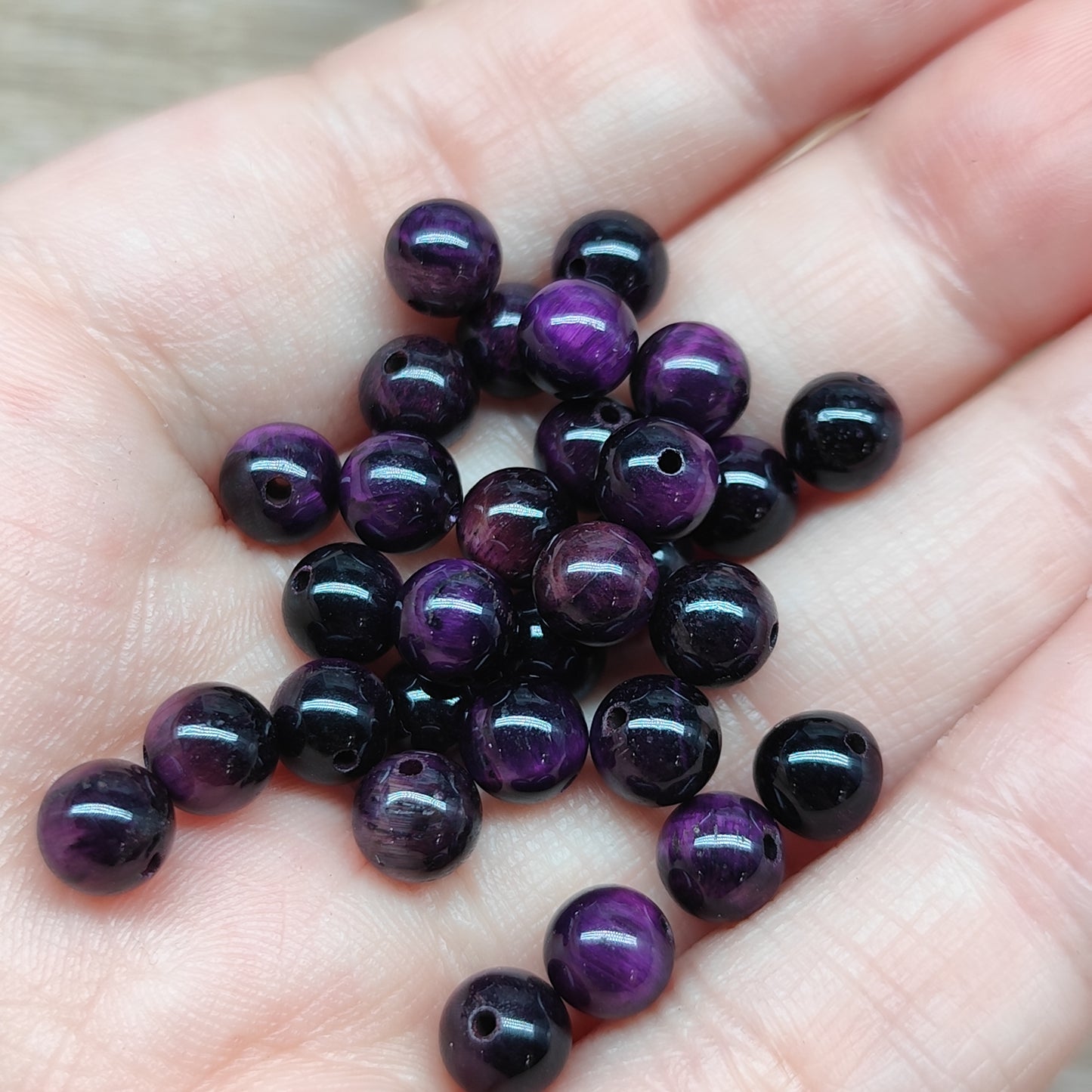 Oeil de tigre violet – perles naturelles teintées 6,5 mm – lot de 30