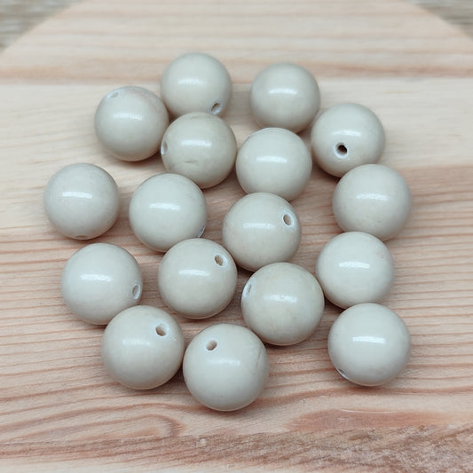Jaspe fossile blanc - perles naturelles 10 mm – lot de 16