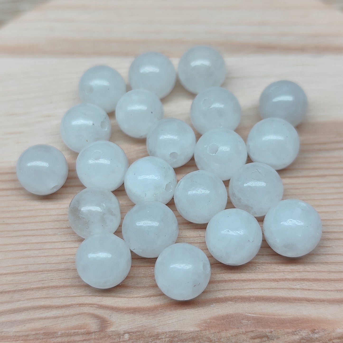 Jade blanc - perles naturelles 8 mm – lot de 20