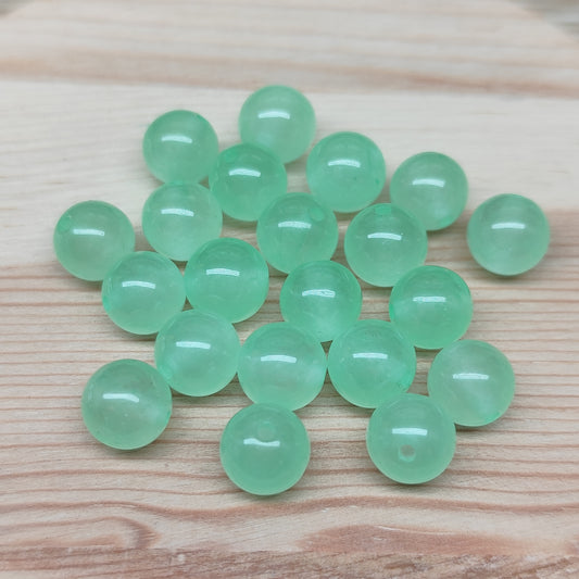 Calcédoine vert menthe – perles naturelles teintées 8 mm – lot de 20