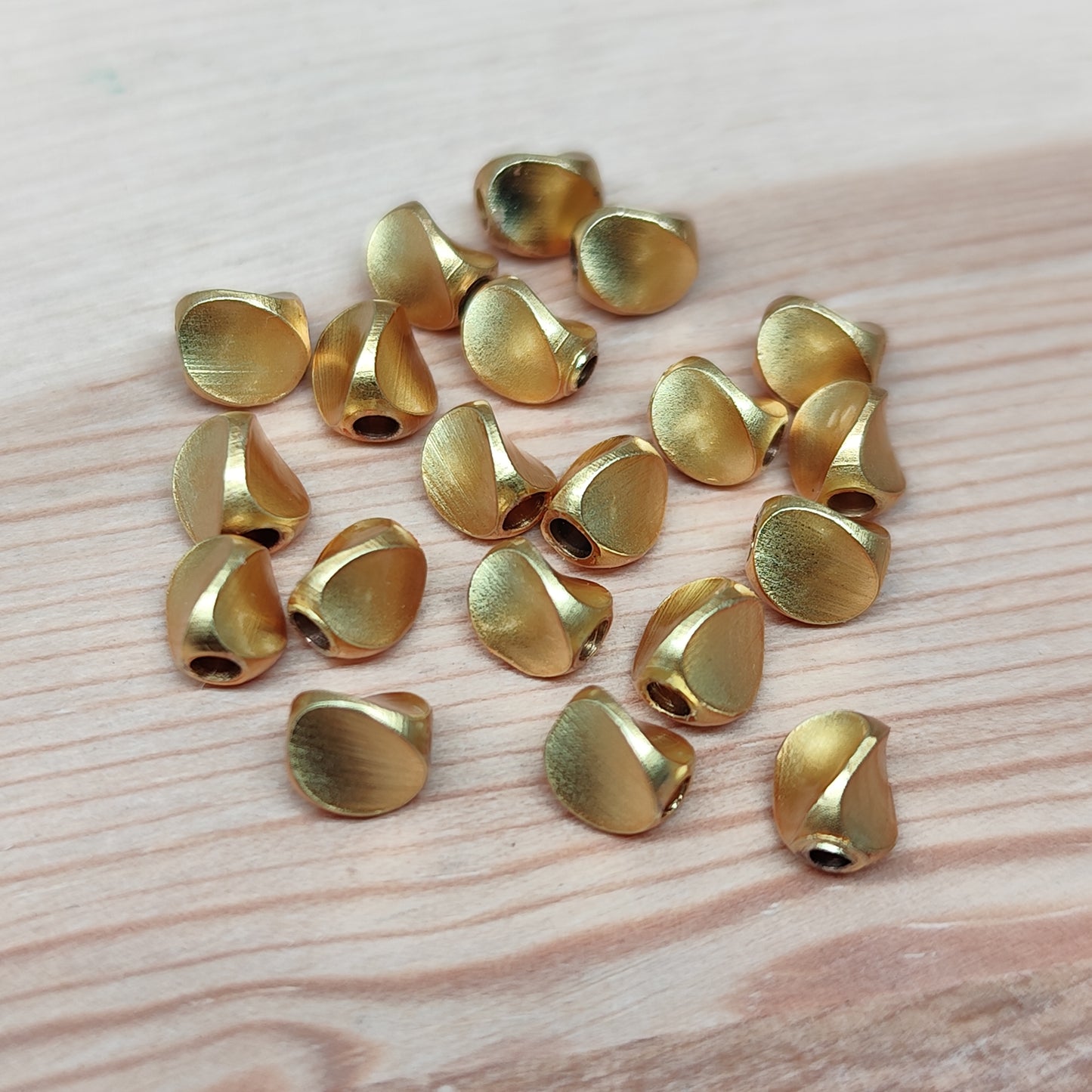 Perles en métal doré – 4,5 mm - lot de 20