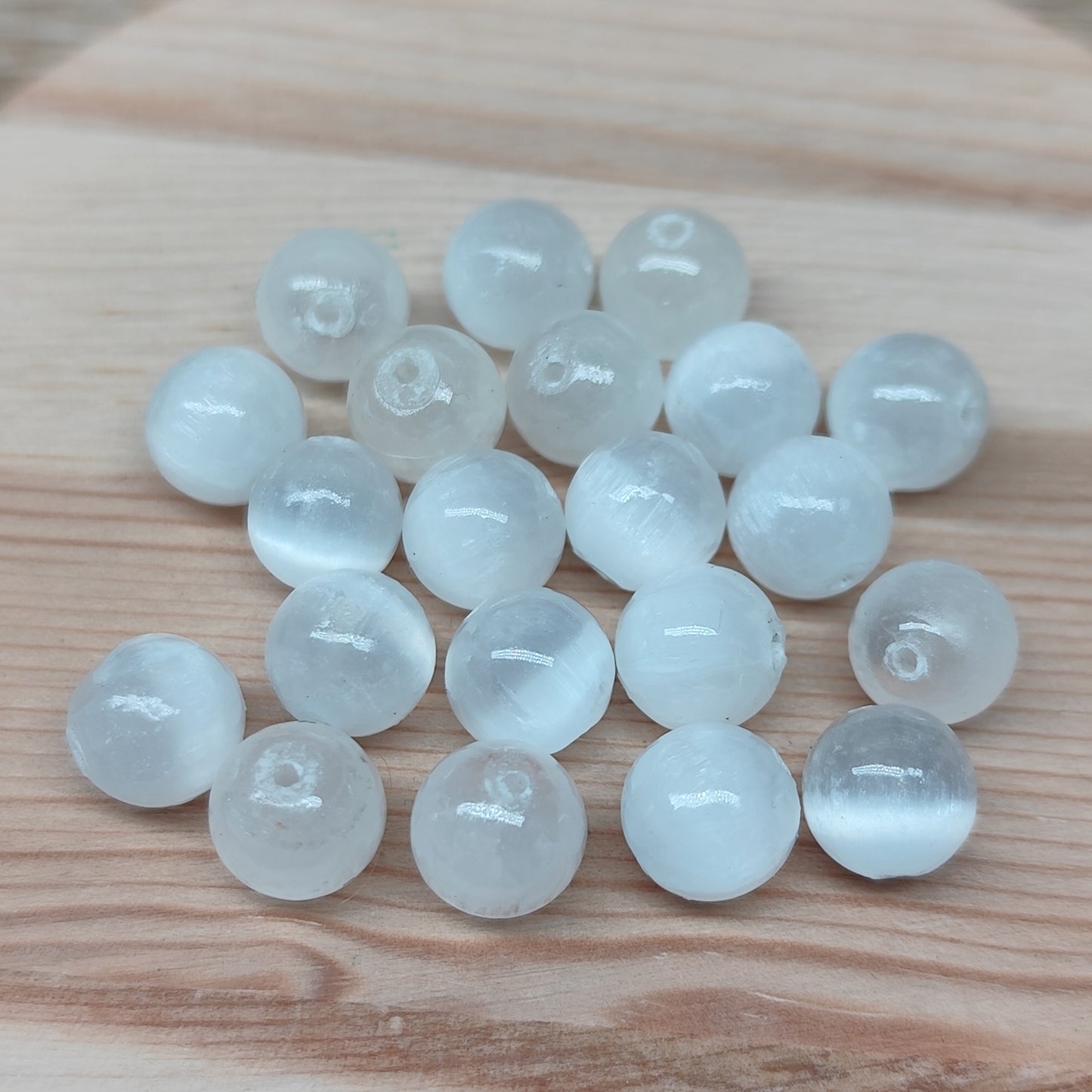 Sélénite – perles naturelles 8,5 mm – lot de 20