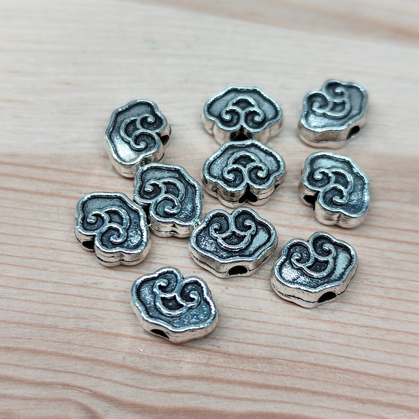 Perle nuage - 9 mm - lot de 10