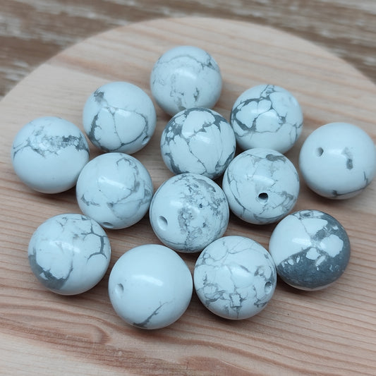 Howlite – perles naturelles 14 mm – lot de 13