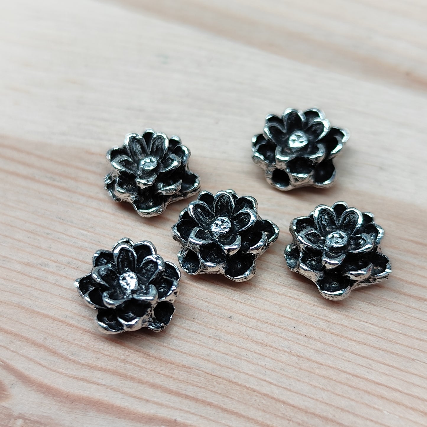 Perle lotus – 10 mm - lot de 5