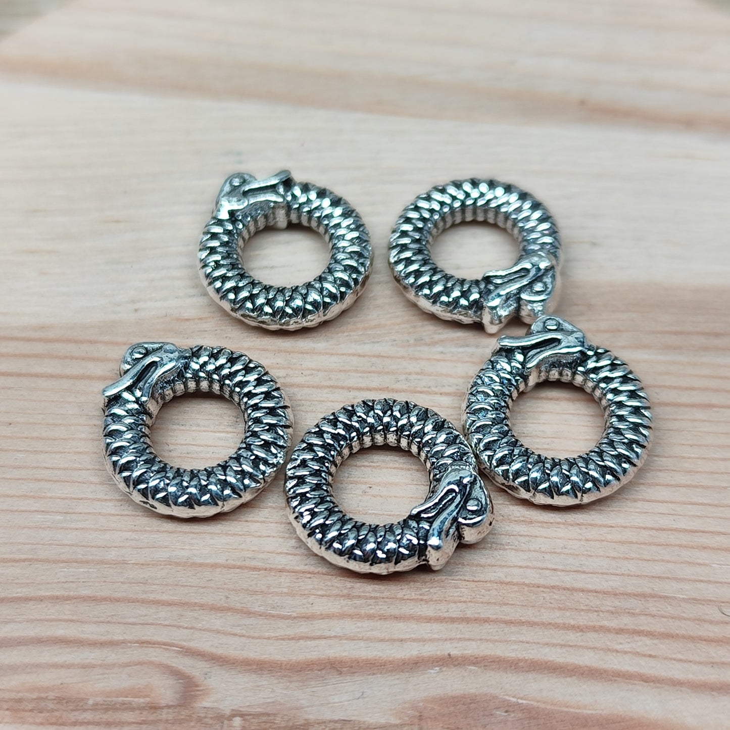 Anneaux serpent en métal argenté – 13,5 mm - lot de 5