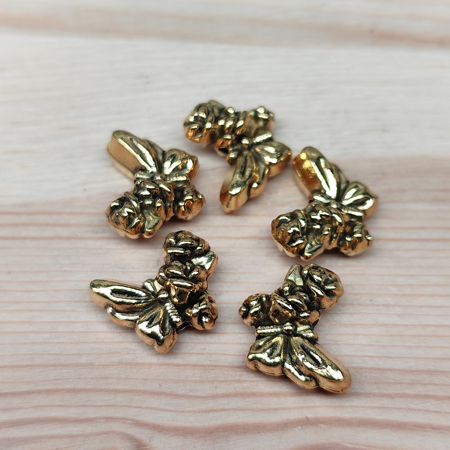 Perle papillon et fleur en métal doré – 14 mm - lot de 5