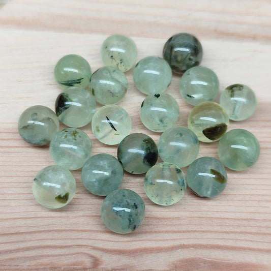 Préhnite – perles naturelles 8 mm – lot de 20