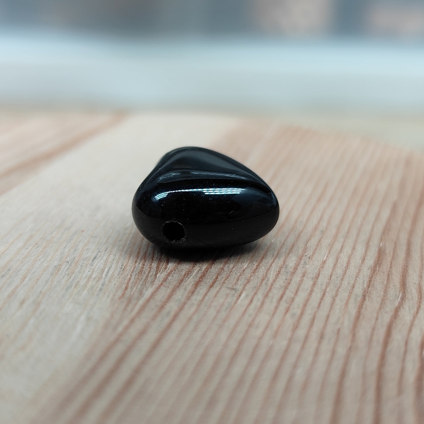 Obsidienne noire forme cœur – perle naturelle 14 mm – 1 pcs