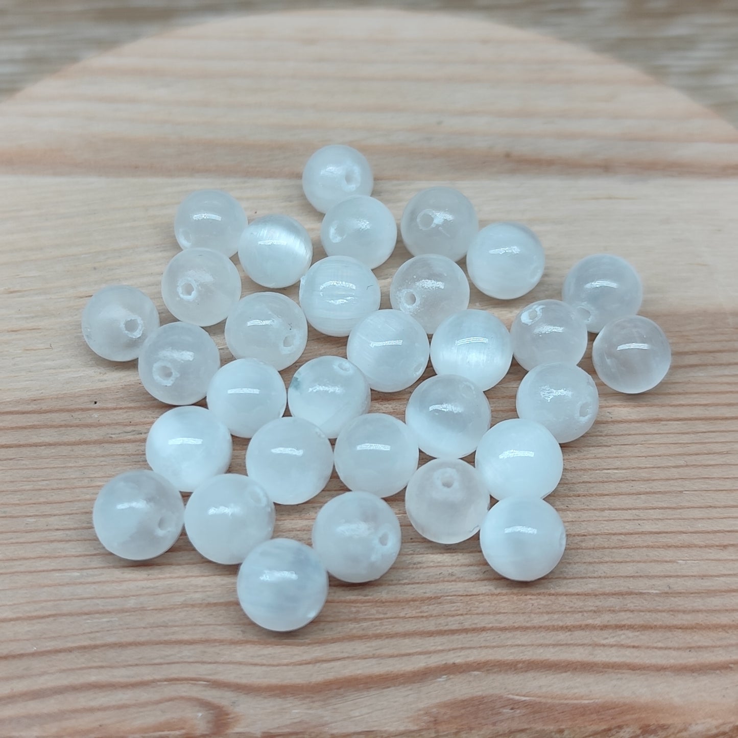 Sélénite – perles naturelles 6 mm – lot de 30
