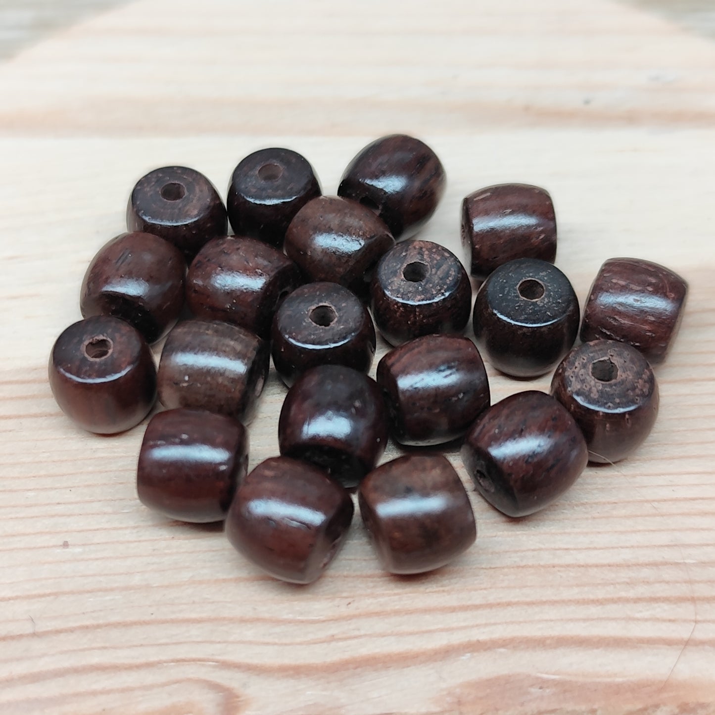 Perles en bois – perles naturelles 8 mm – lot de 20