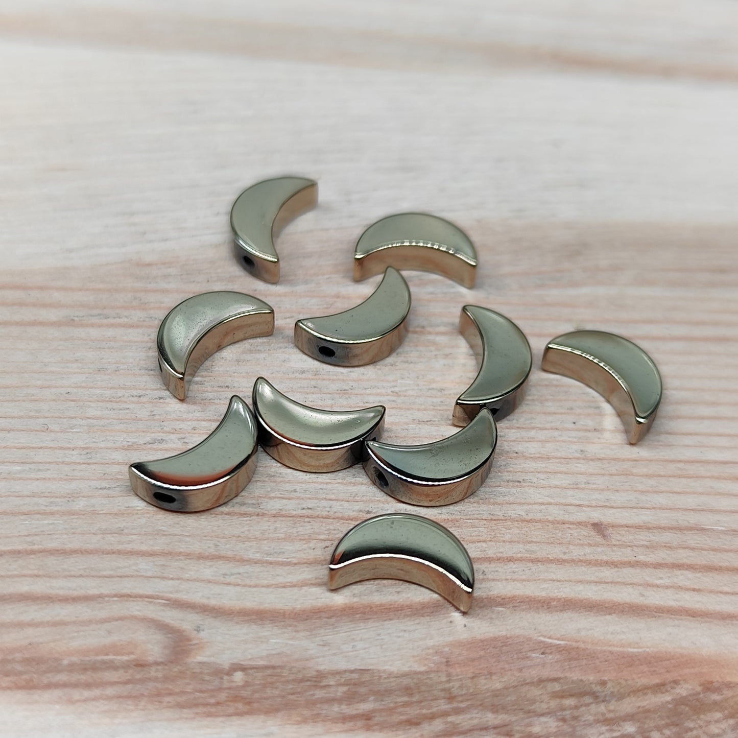 Hématite lune dorée – 5 mm – lot de 10