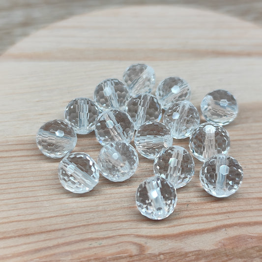 Quartz cristal de roche facetté – perles naturelles 8 mm – lot de 15