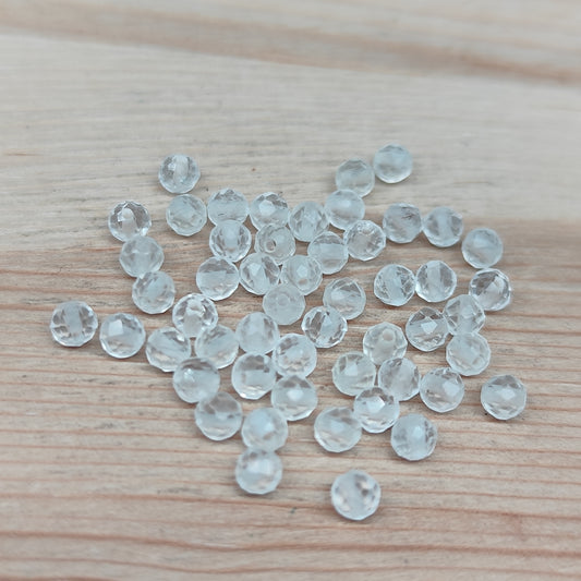 Quartz cristal de roche facetté – perles naturelles 3 mm – lot de 50