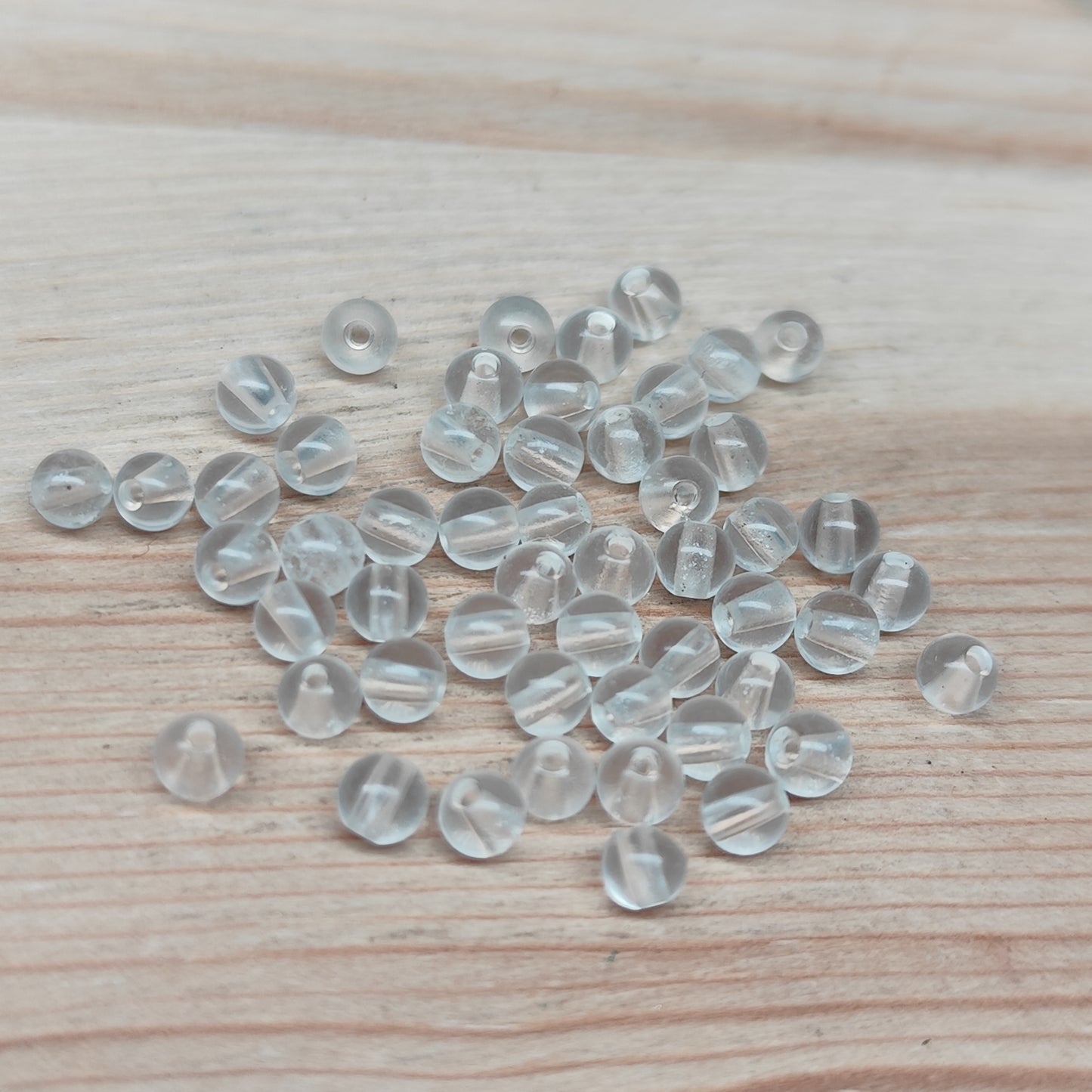 Quartz cristal de roche – perles naturelles 3 mm – lot de 50