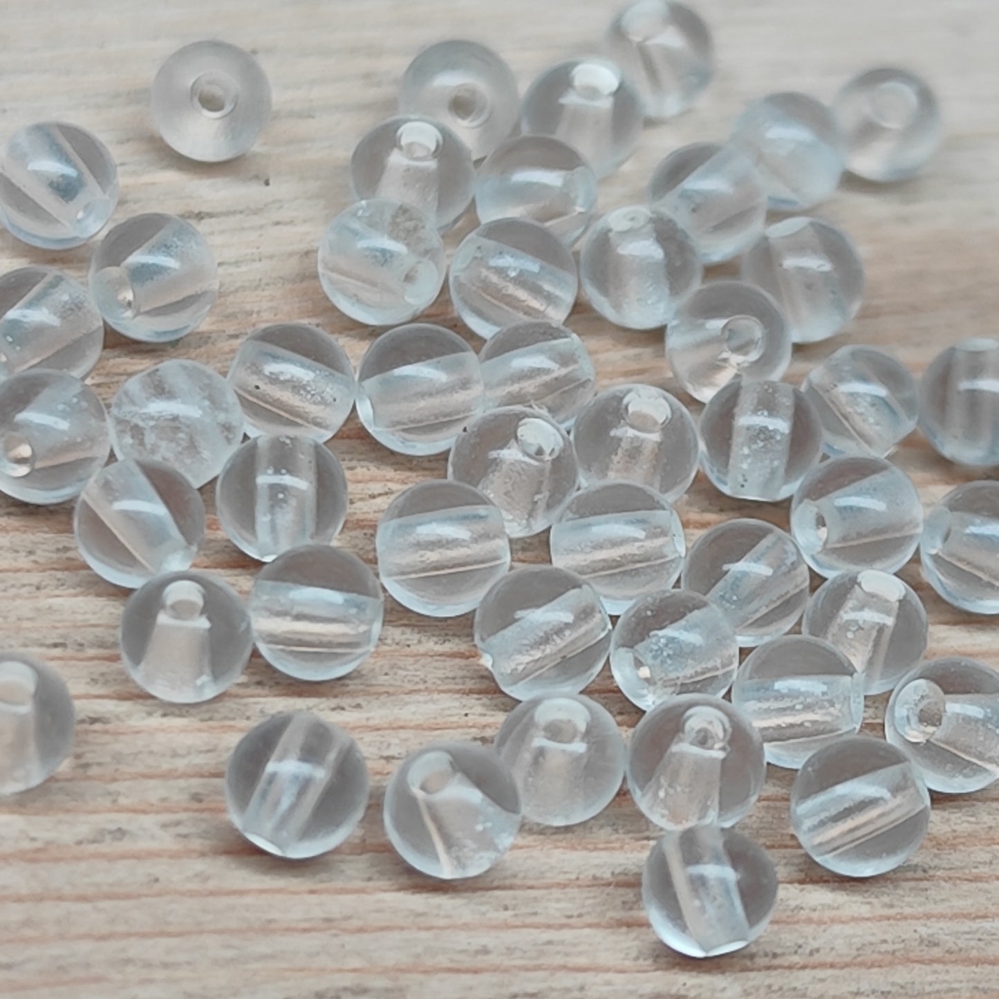 Quartz cristal de roche – perles naturelles 3 mm – lot de 50