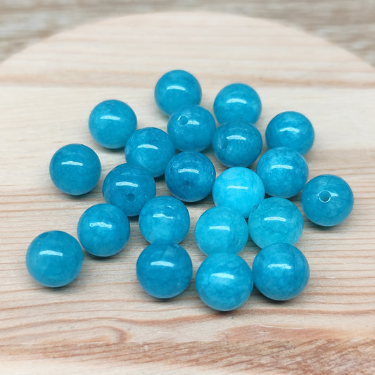 Jade bleu – perles naturelles teintées 8,5 mm – lot de 20