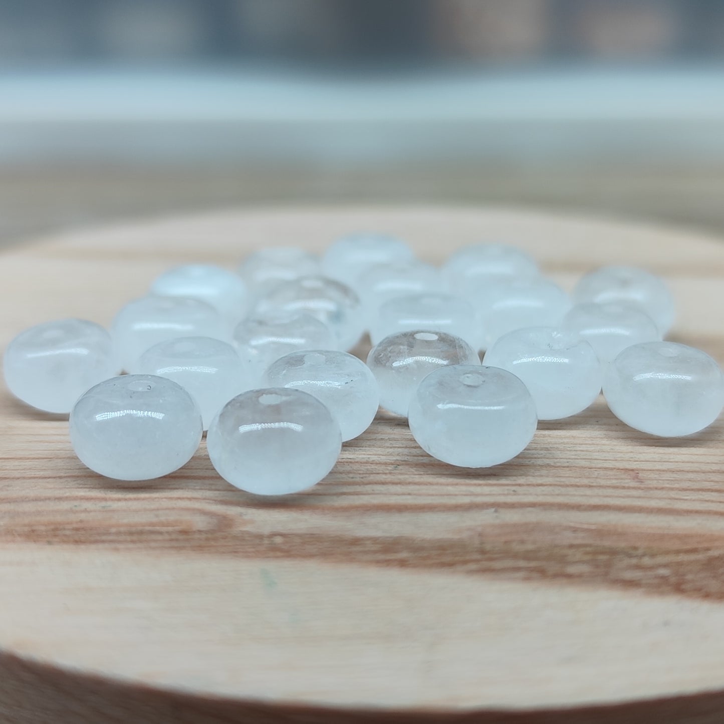 Quartz cristal de roche forme donut – perles naturelles 8 mm – lot de 20
