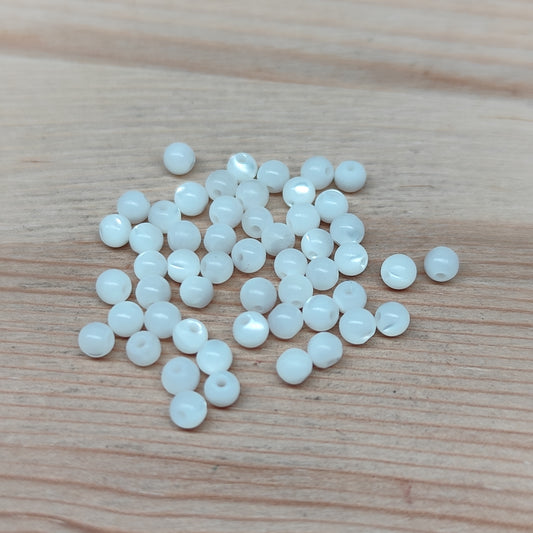 Perles de nacre – perles naturelles 3 mm – lot de 50