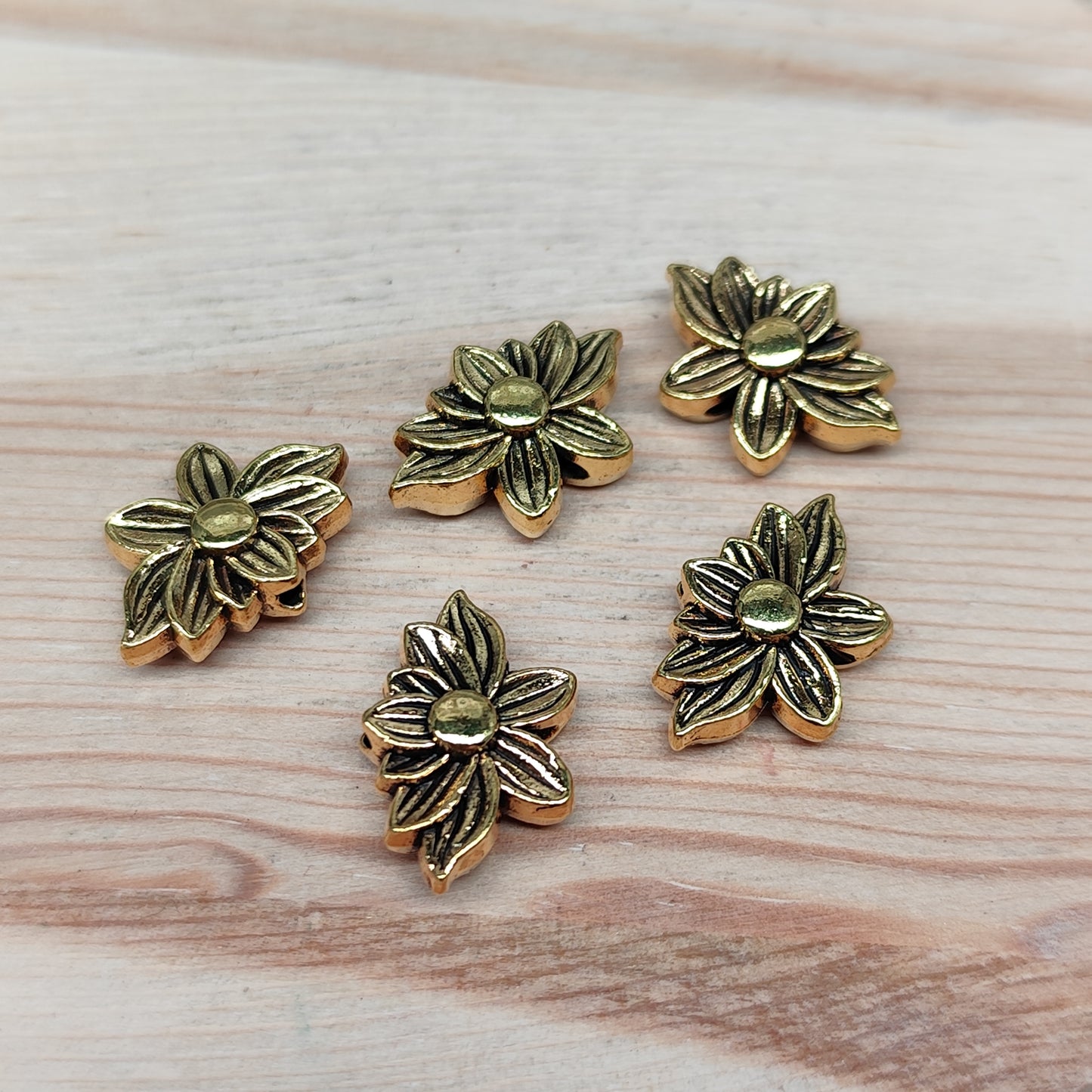 Perle fleur de lotus – 17 mm - lot de 5