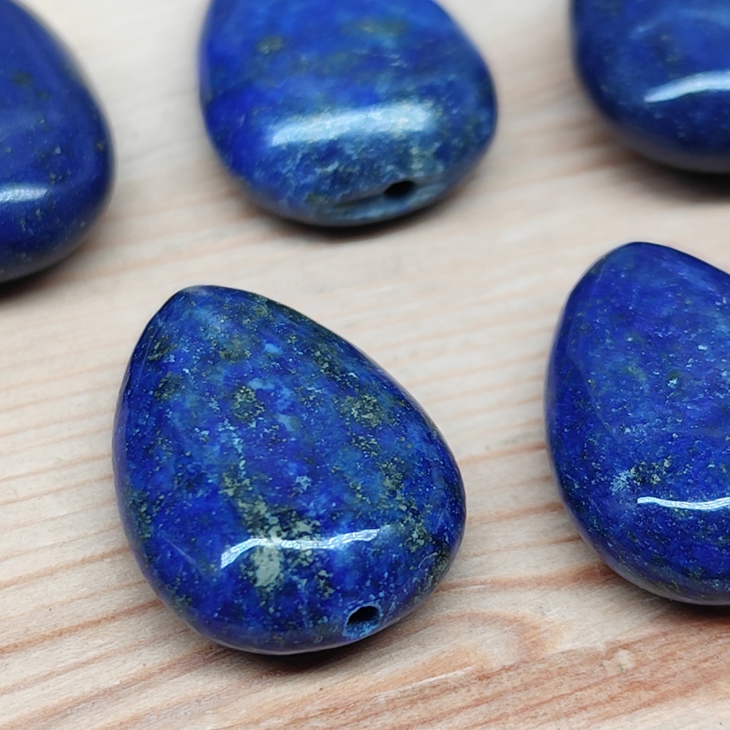 Lapis lazuli forme goutte – perles naturelles 13,5 mm – lot de 8