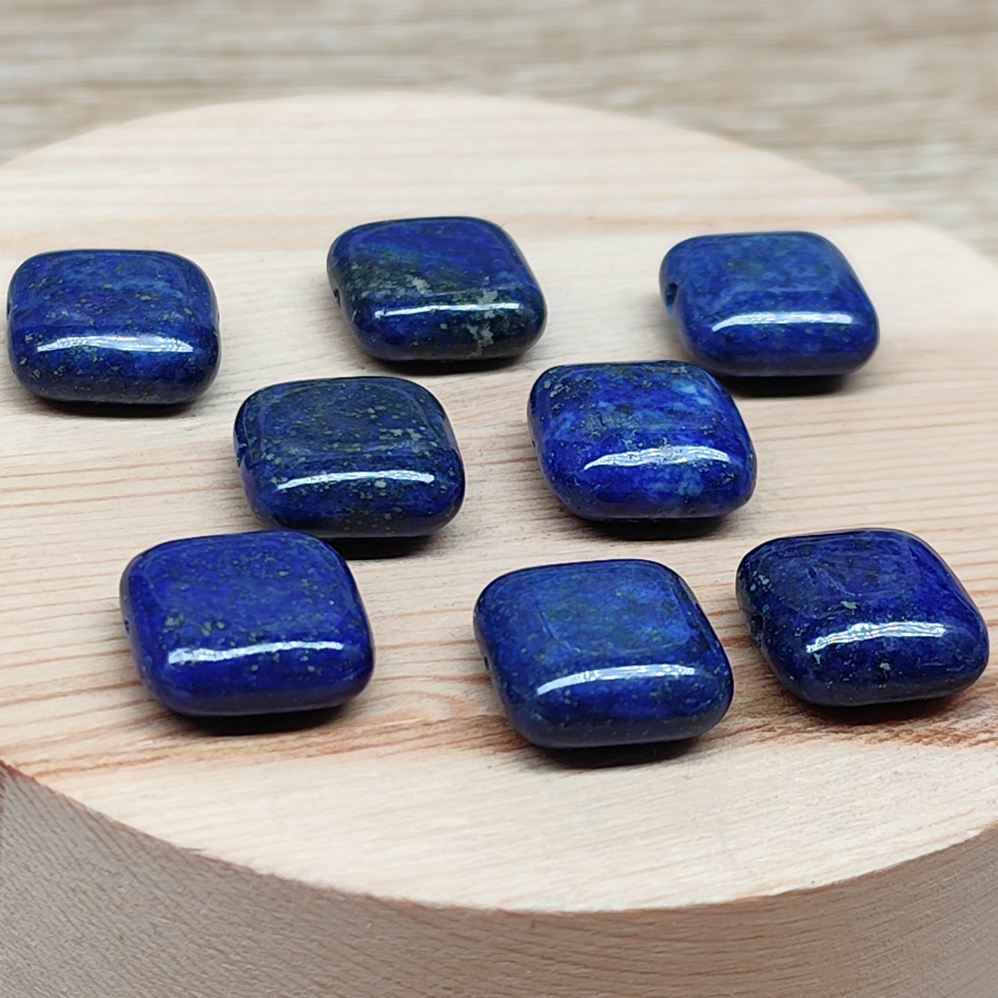 Lapis lazuli forme carrée – perles naturelles 14 mm – lot de 8