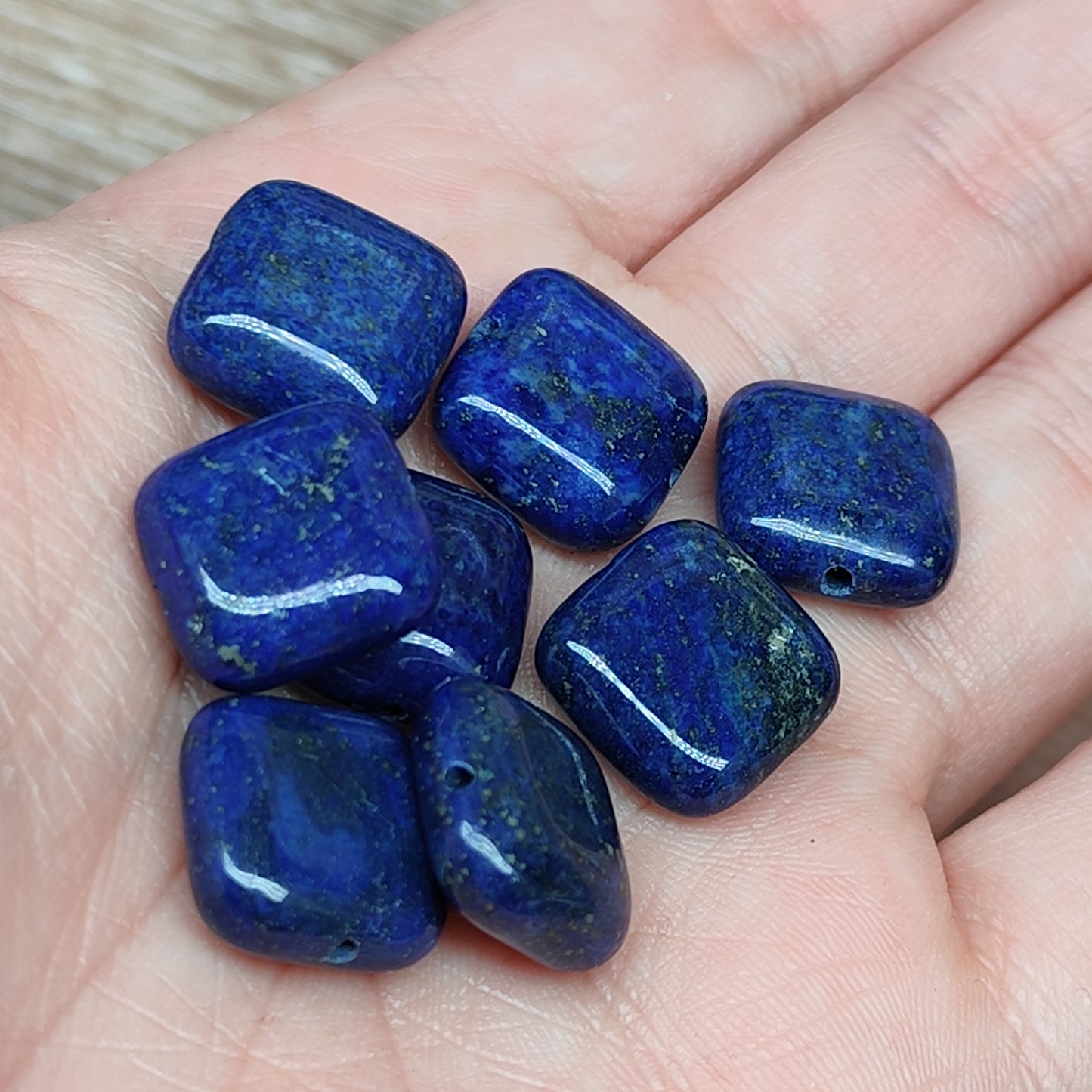 Lapis lazuli forme carrée – perles naturelles 14 mm – lot de 8