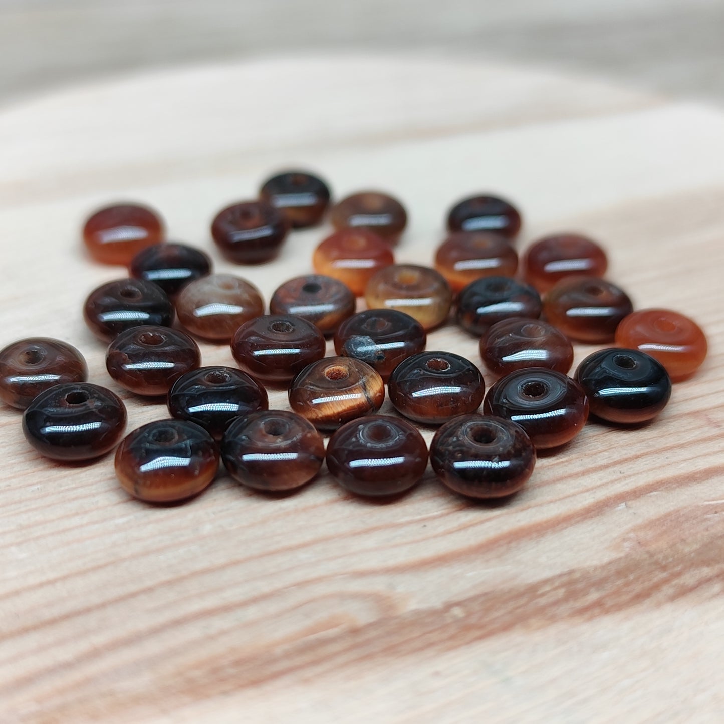Oeil de Tigre donut – perles naturelles 6 mm – lot de 30