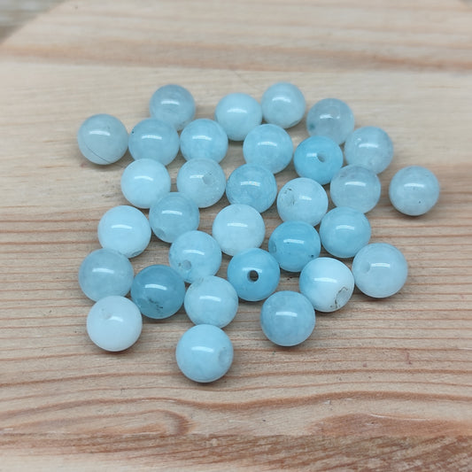 Jade bleu – perles naturelles teintées 6 mm – lot de 30