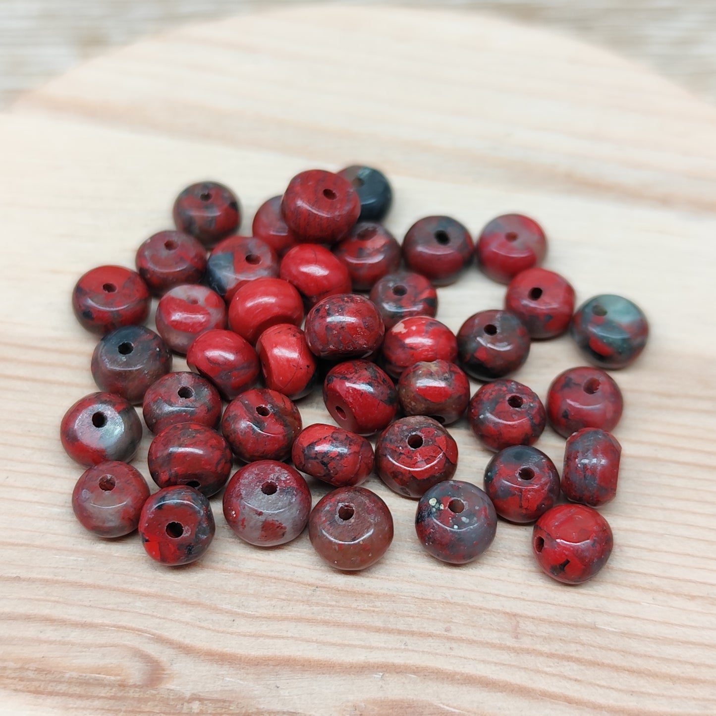Jaspe rouge donut – perles naturelles 6 mm – lot de 40