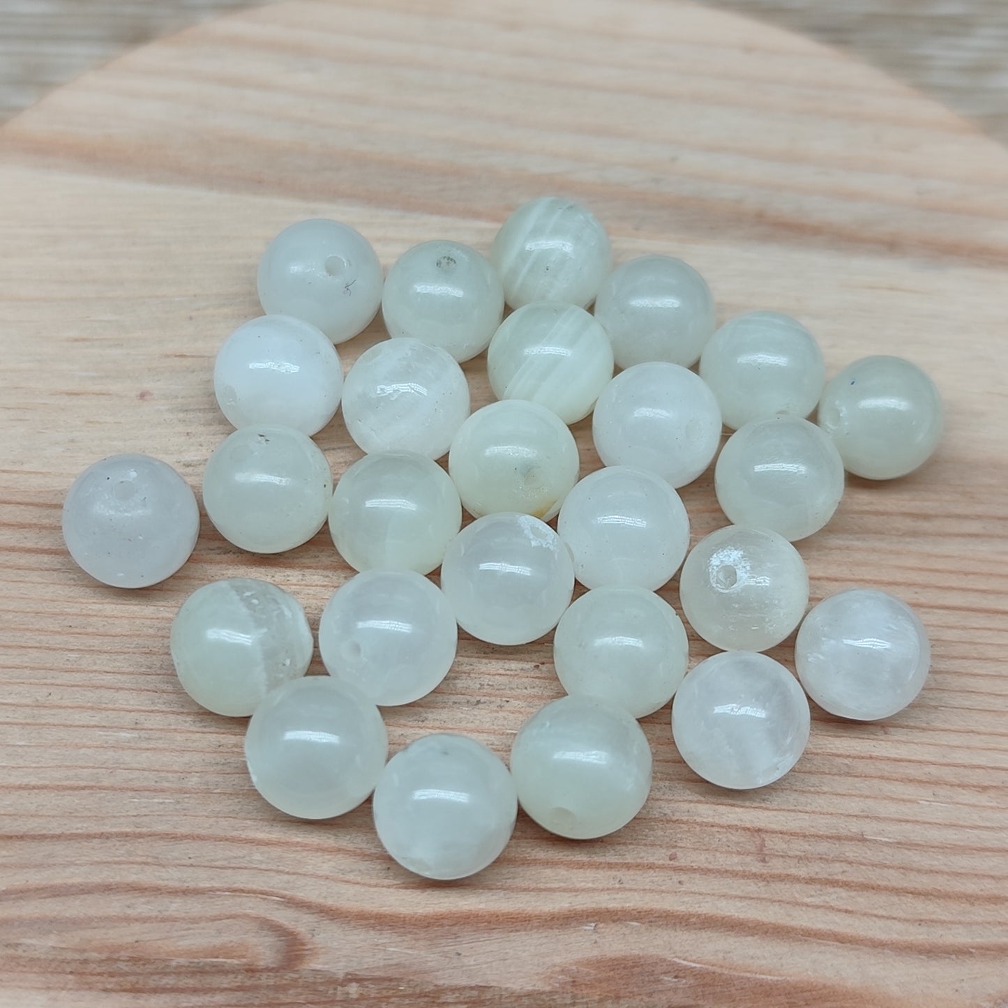 Calcite verte – perles naturelles 7,5 mm – lot de 25