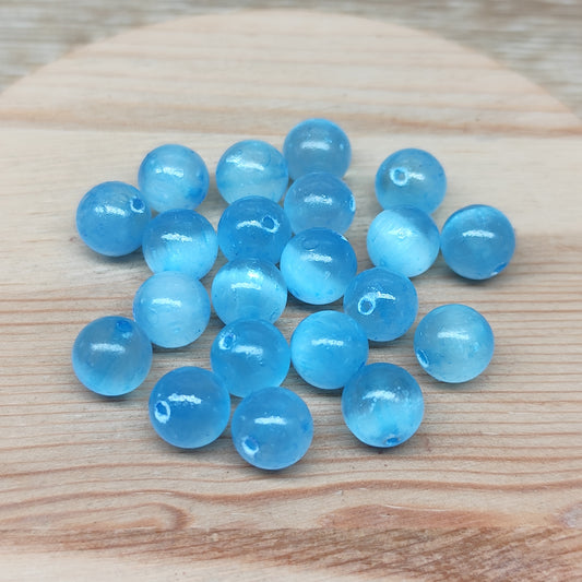Sélénite bleue – perles naturelles teintées 8 mm – lot de 20