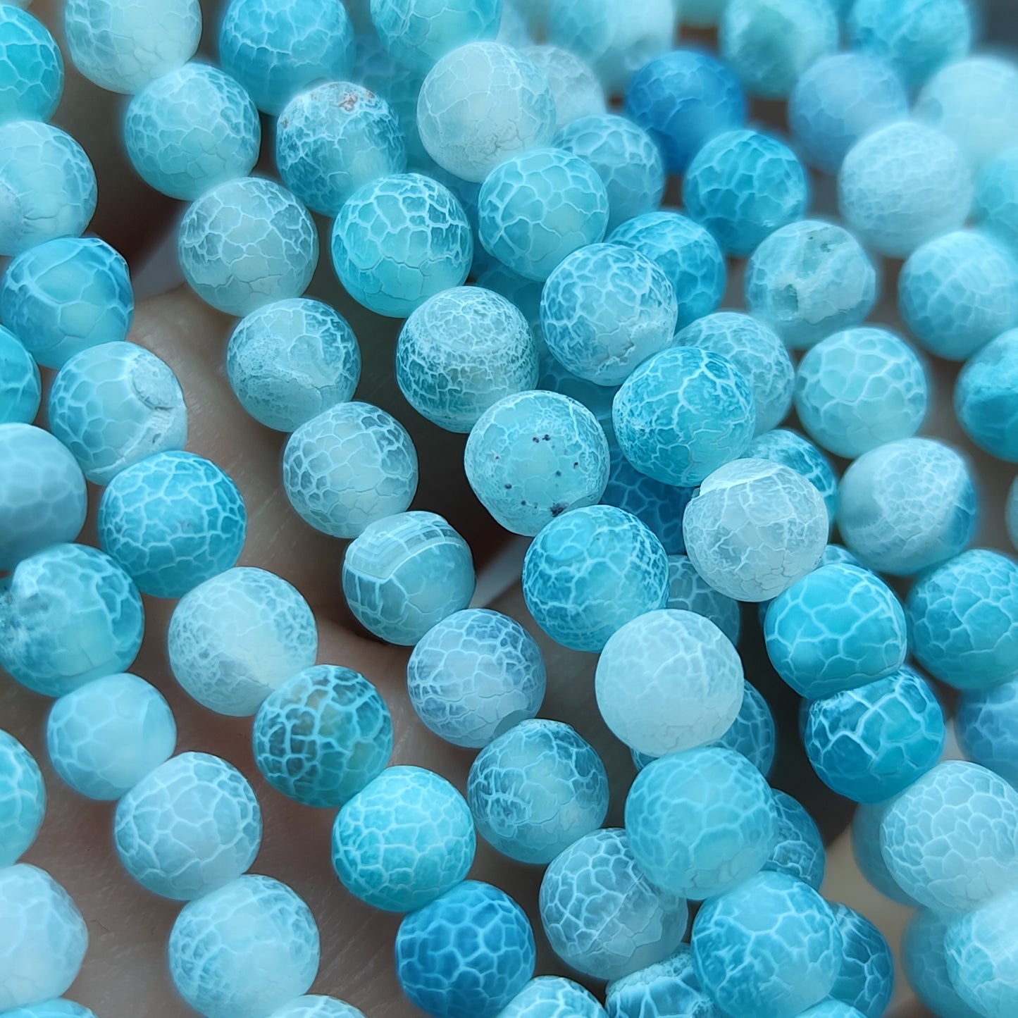 Agate veines de dragon bleue – perles naturelles teintées 6 mm – 1 fil entier