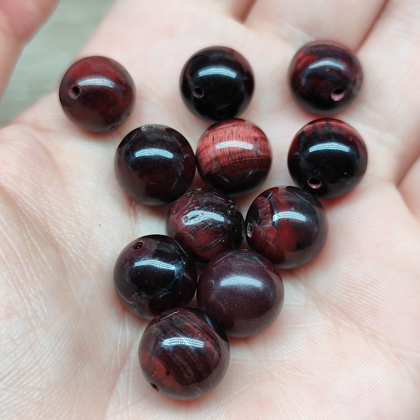 Oeil de tigre rouge – perles naturelles 12,5 mm – lot de 10