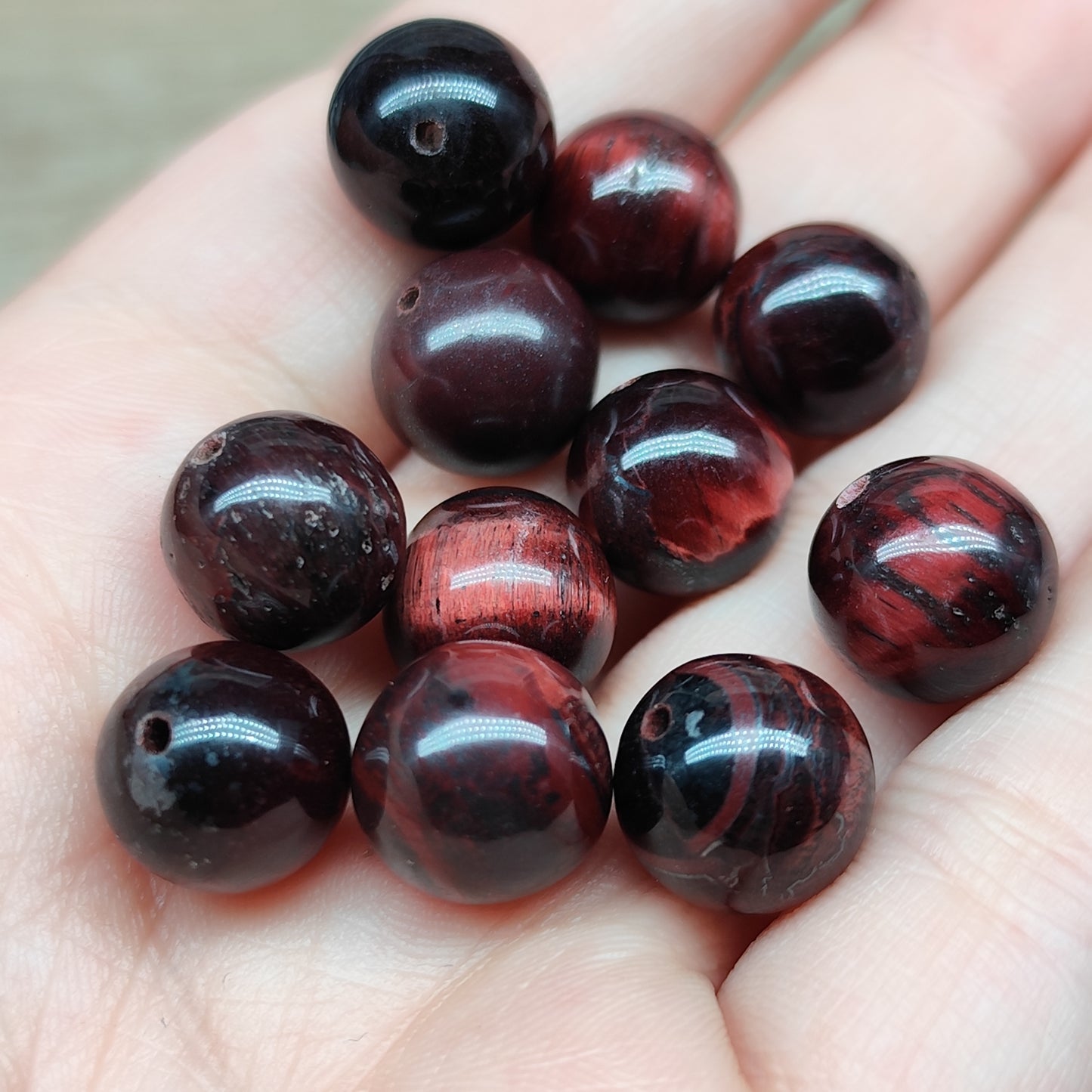 Oeil de tigre rouge – perles naturelles 12,5 mm – lot de 10