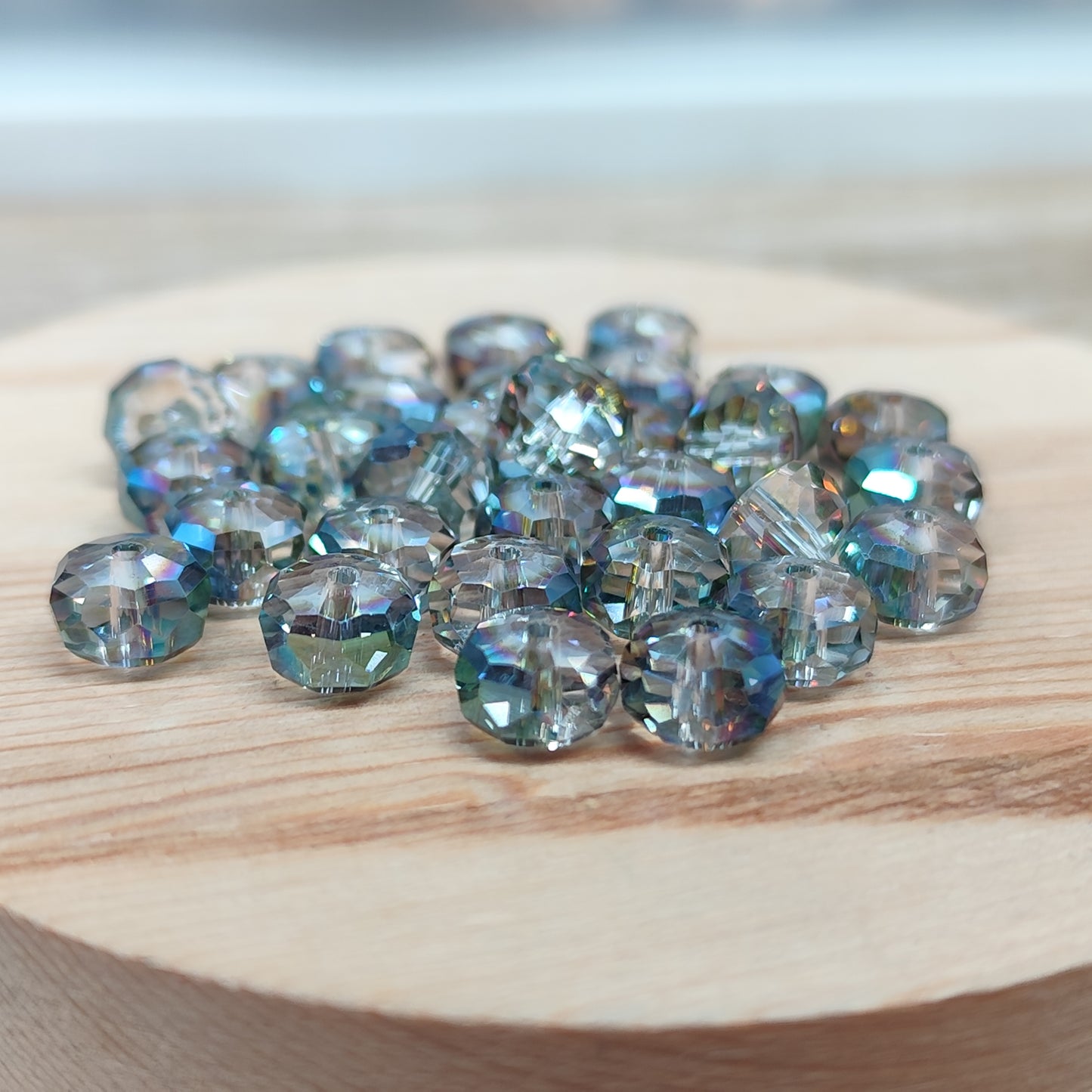 Perle plate verre facetté fumé irisé 7,5 mm – lot de 30