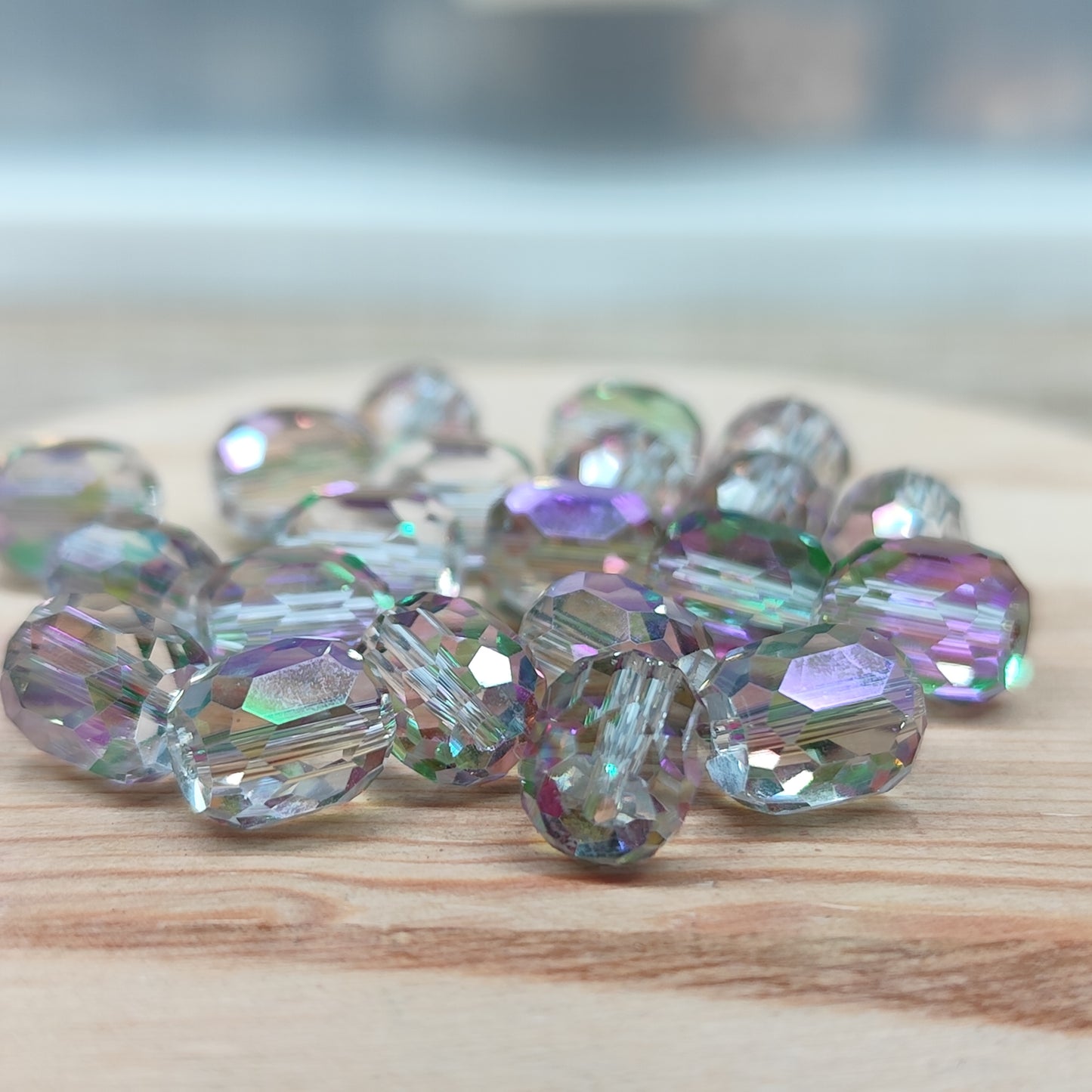 Perle cylindre verre facetté fumé 8 mm – lot de 20