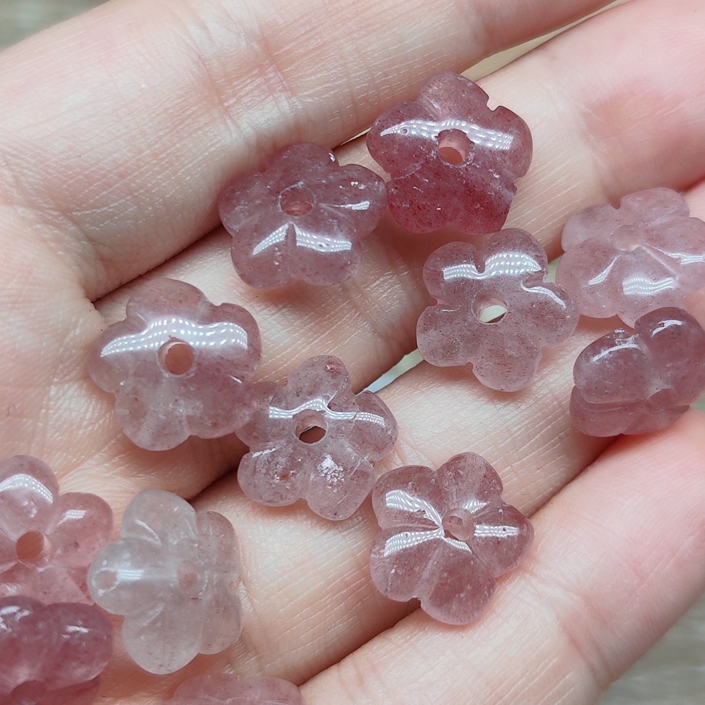 Quartz fraise fleur – perle naturelle 14 mm – 1 pièce