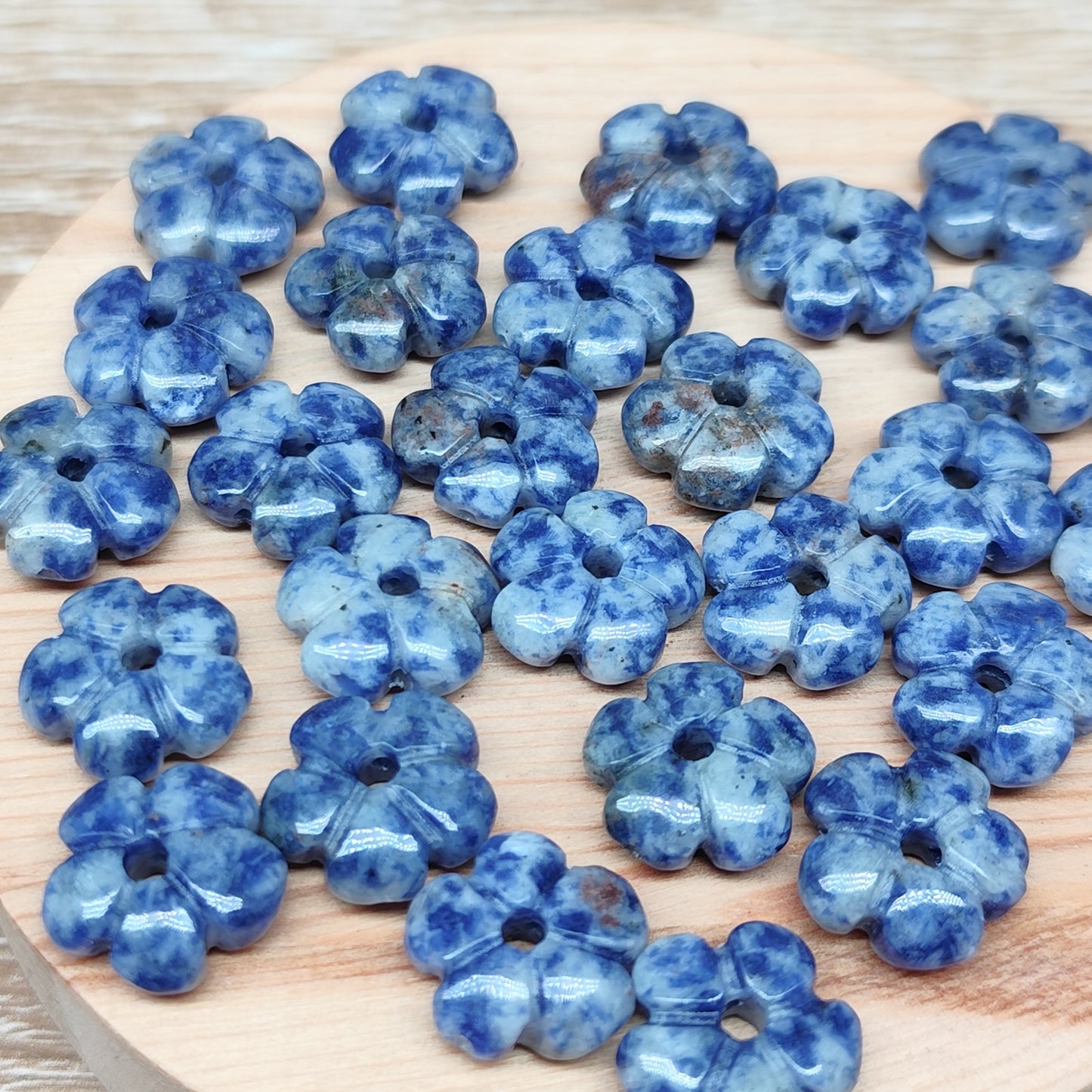 Sodalite fleur – perle naturelle 14 mm – 1 pièce