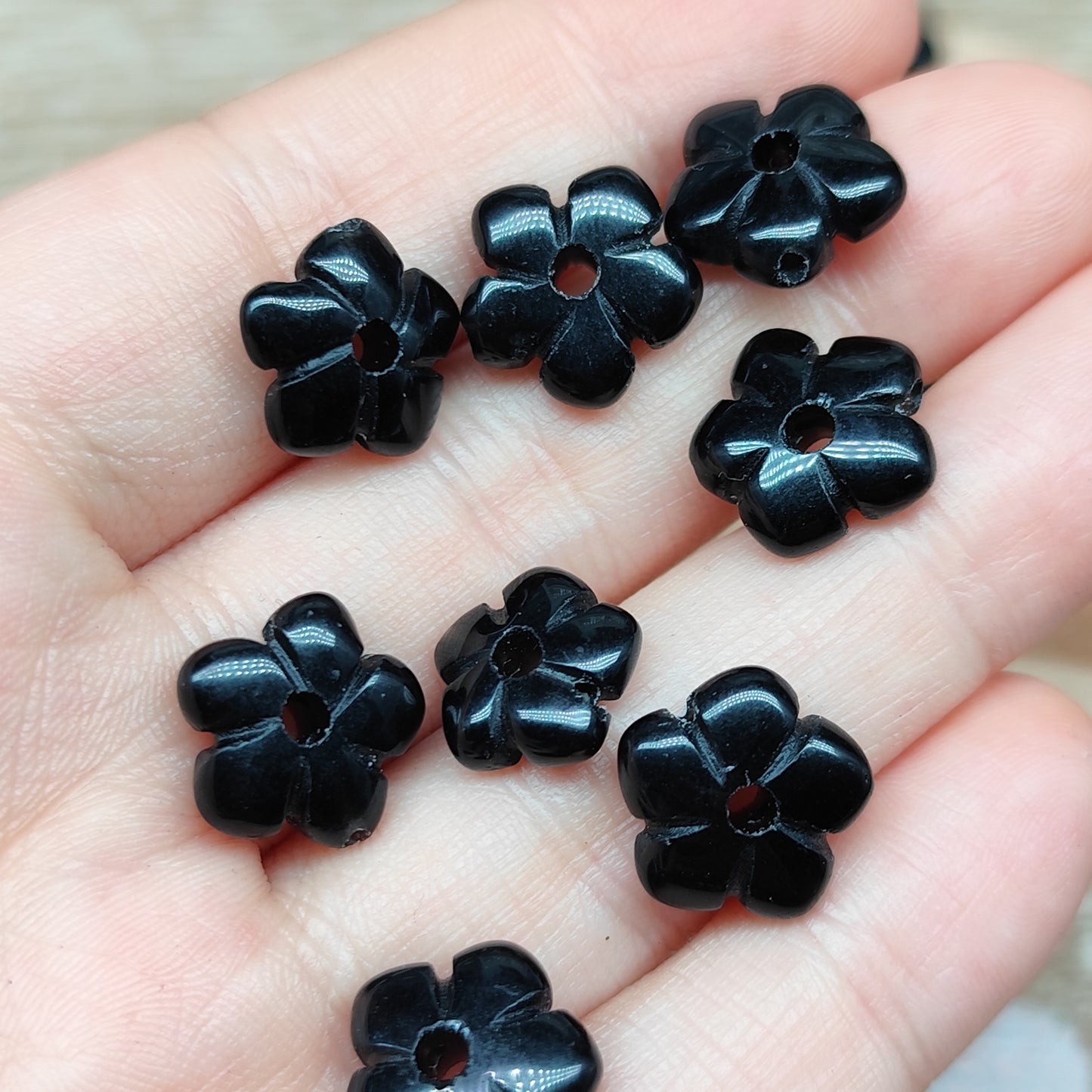 Agate noire fleur – perle naturelle 14 mm – 1 pièce
